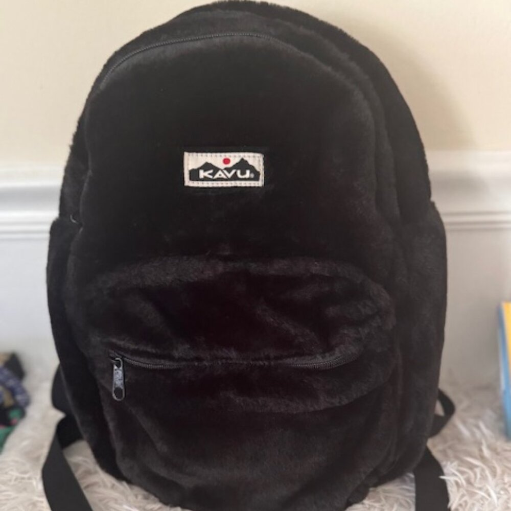Kavu Fuzz Cub Velvet Backpack - Picture 4 of 9